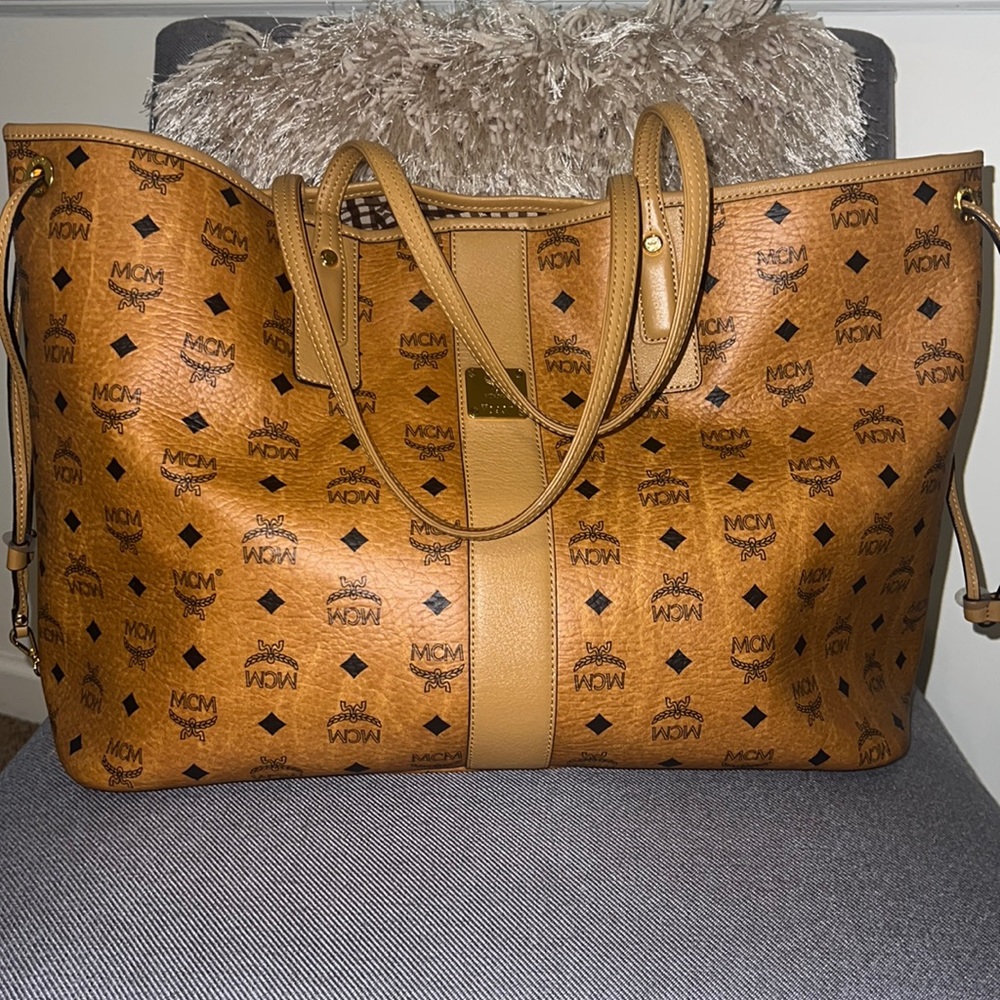MCM Large reversible Liz Bag